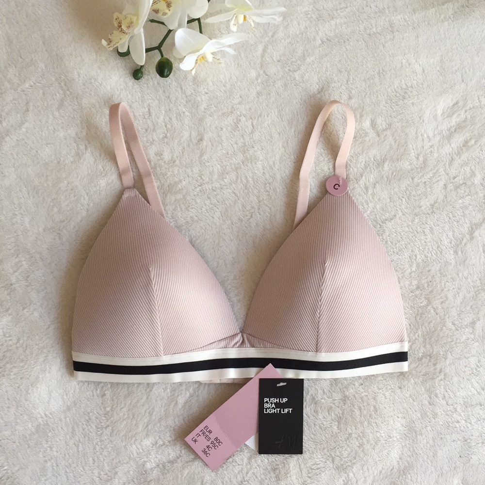 light fit triangle push up bra by H&M